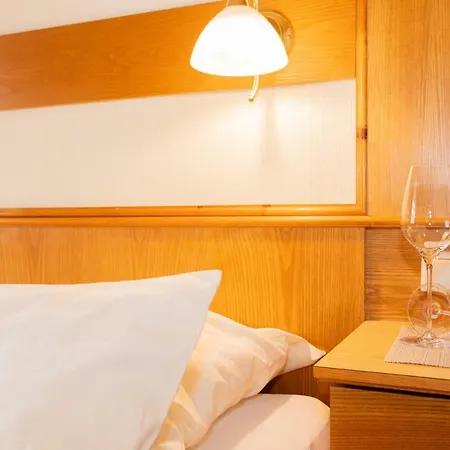 Rainberghof Apartman *